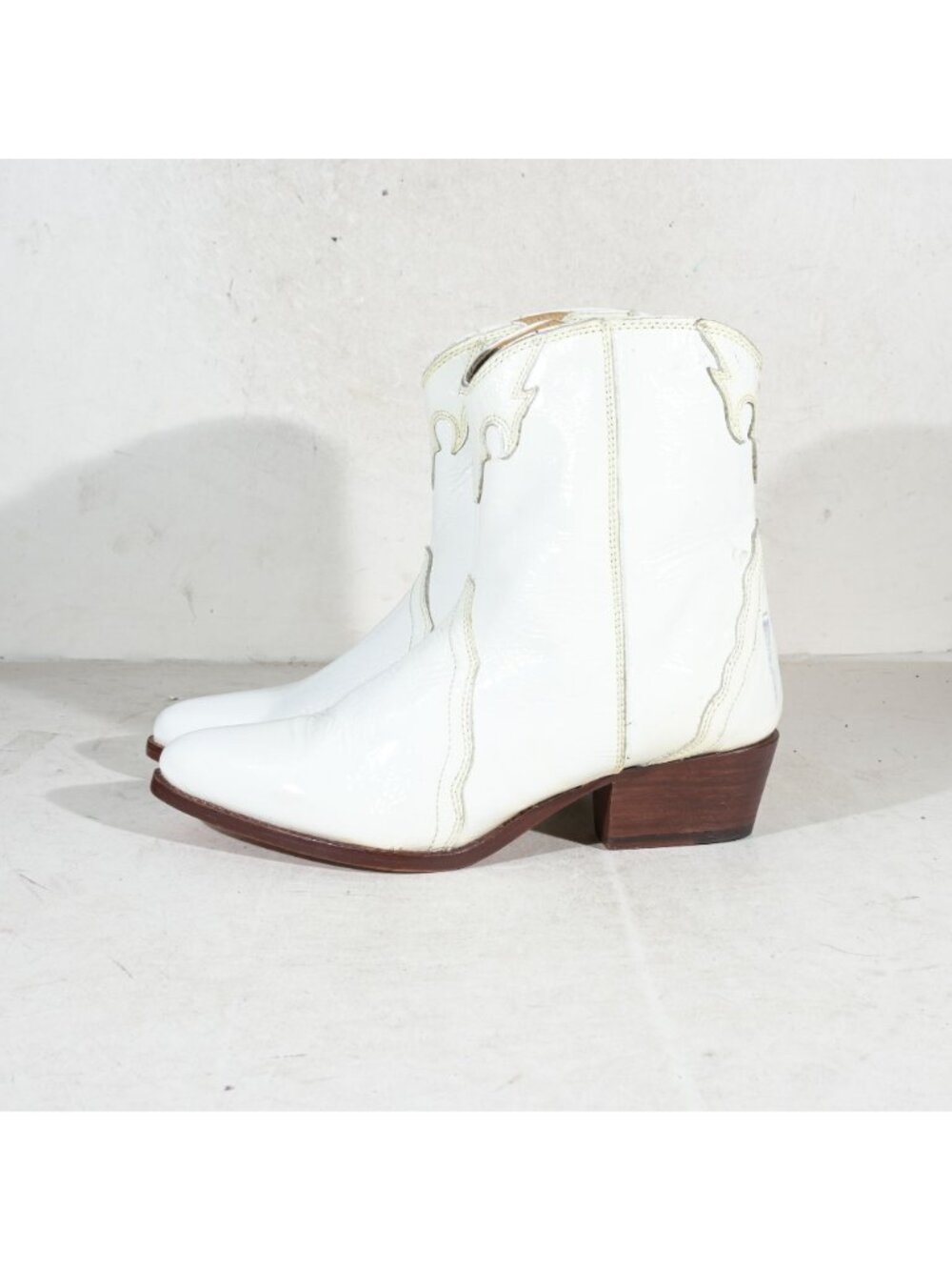 Free People White Leather Western Ankle Boots Womens 9.5 - Picture 2 of 8
